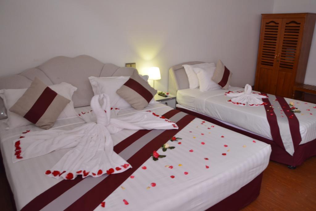 Myat Nan Taw Hotel Лойко Экстерьер фото
